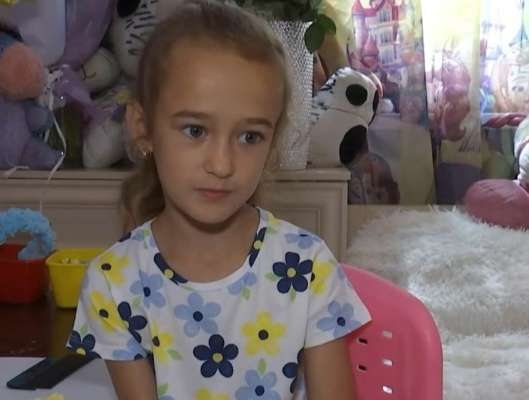7-річна волонтерка з Рівного подарувала ЗСУ два авто і тепловізори