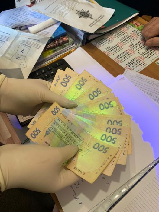Директора одного з ринків Рівненської області судитимуть за хабар