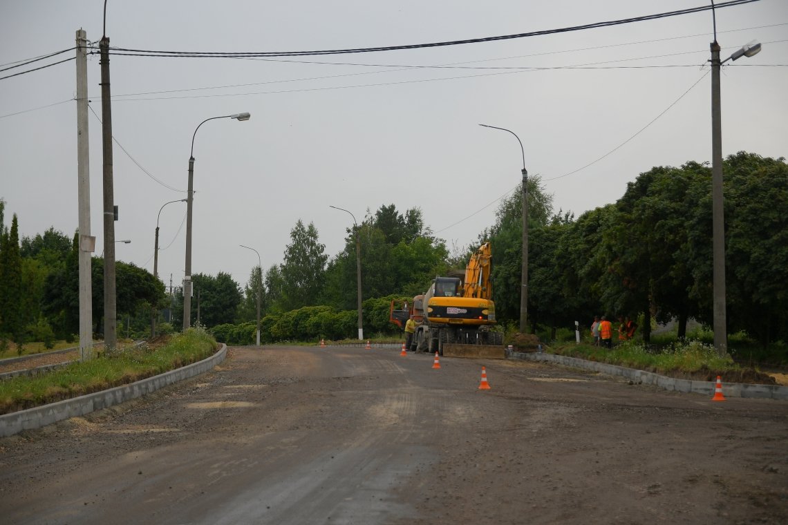 Головну дорогу в Зорі відремонтують до кінця літа