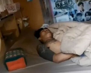 Грабіжник заліз у дім поліцейського і заснув