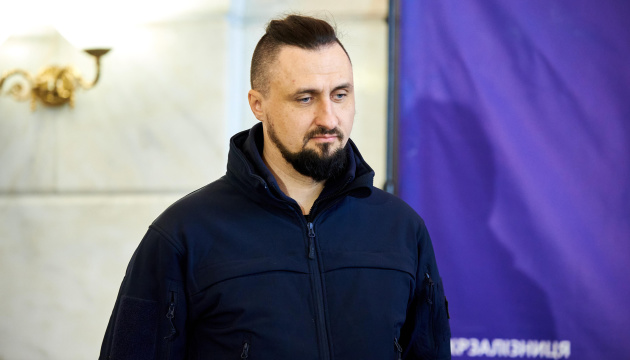Грошей на закупівлю зброї дуже мало - міністр