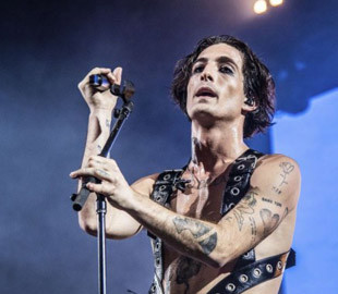 Гурт Maneskin на концерті в Римі послав Путіна. ВIДЕО