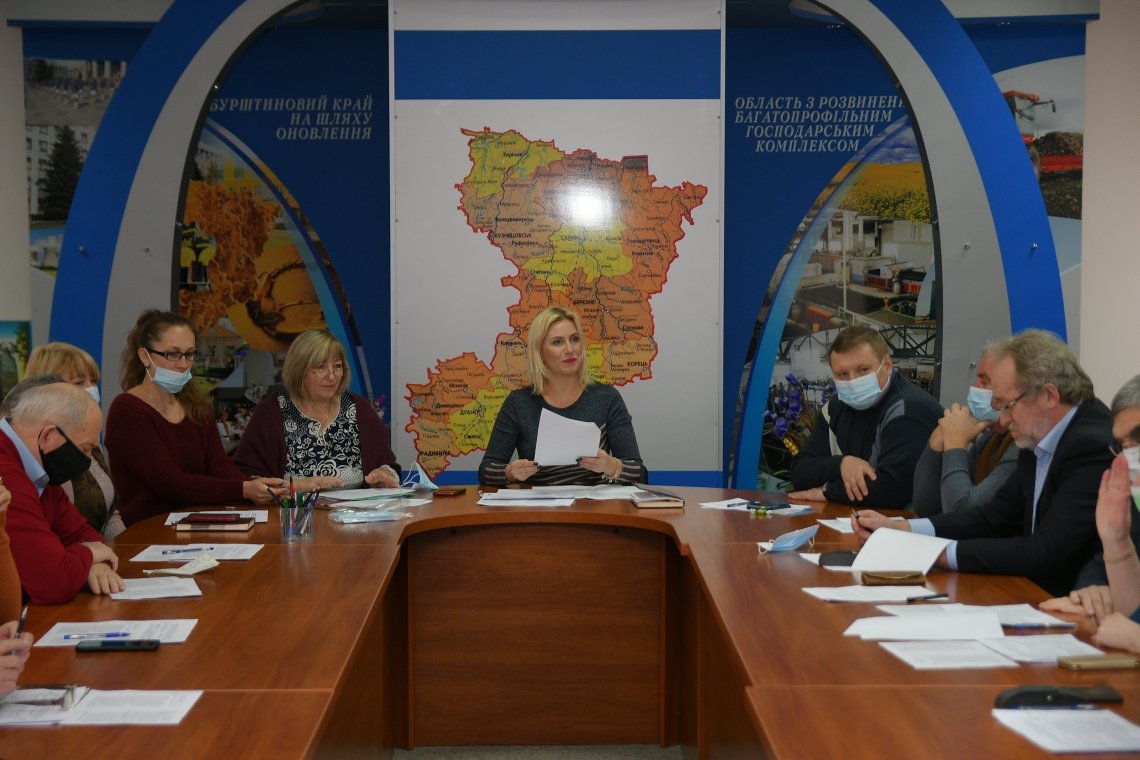 Митці Рівненщини отримають сто тисяч на творчі проєкти