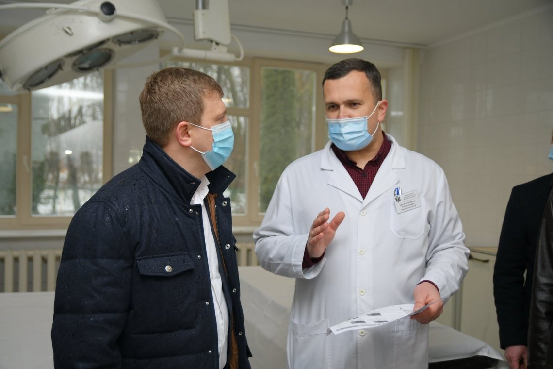 Млинівські лікарі працюватимуть на новому медичному обладнанні