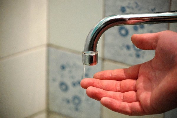 На декількох вулицях міста спостерігається складність з водопостачанням