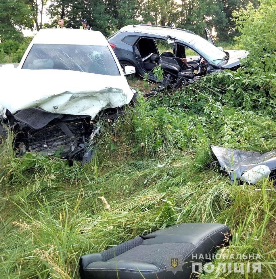 На Рівненщині смертельна ДТП: один загиблий та четверо осіб травмовані