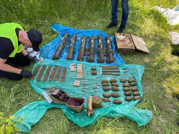 На Сарненщині виявили збройний арсенал