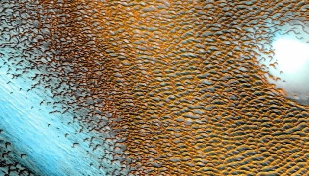 NASA показало «море дюн» на Марсі