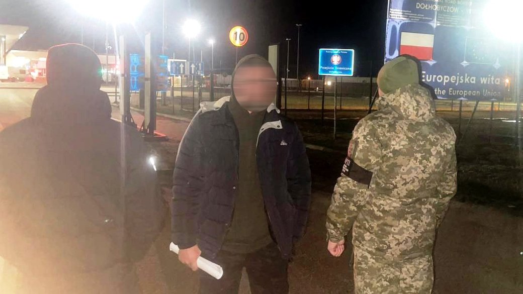 Оформляли водіями: на Рівненщині перекрили канал втечі ухилянтів до Європи