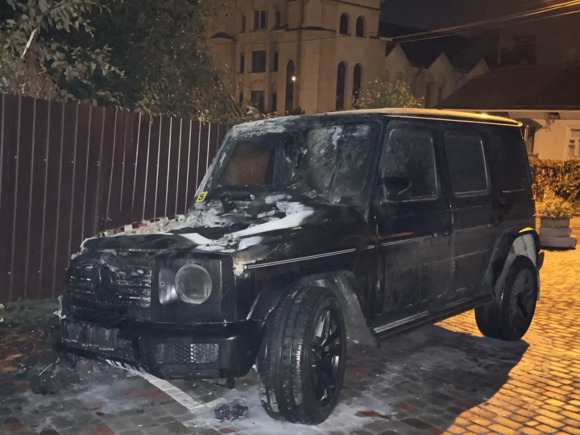 Підозру вручили дружині, бо чоловік переховується від слідства