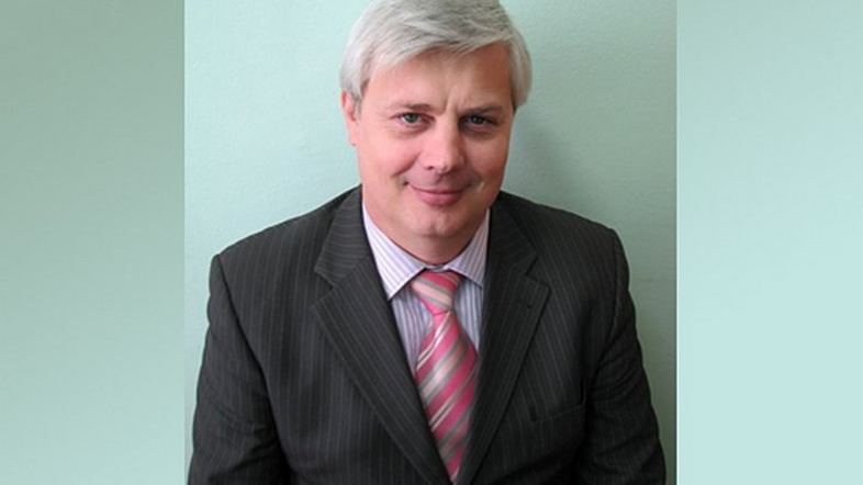 Після декларування доходів 2,6 мільярда готівки звільнився