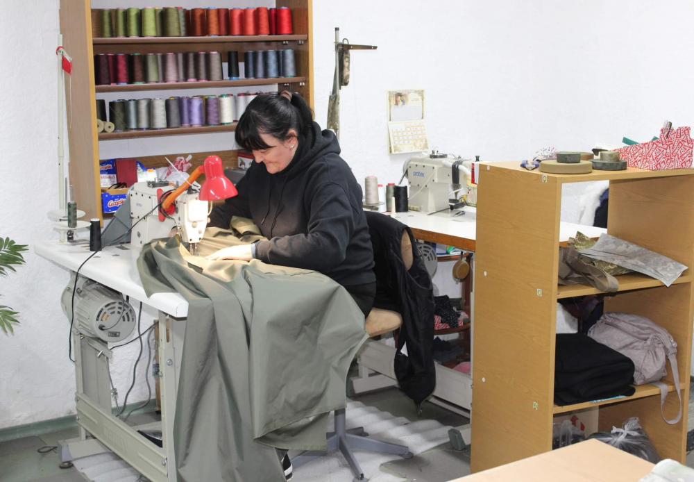 Плащі-невидимки для бійців шитимуть у Дубні