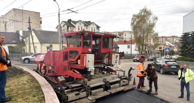 Ремонт дороги на Відінському кільці завершили