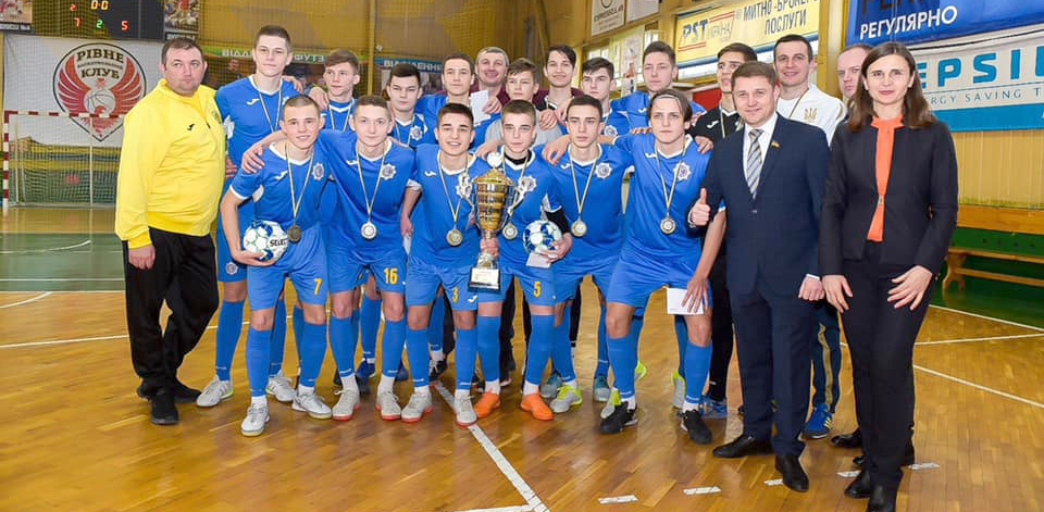 Рівненські футзалісти — чемпіони юнацької Екстраліги