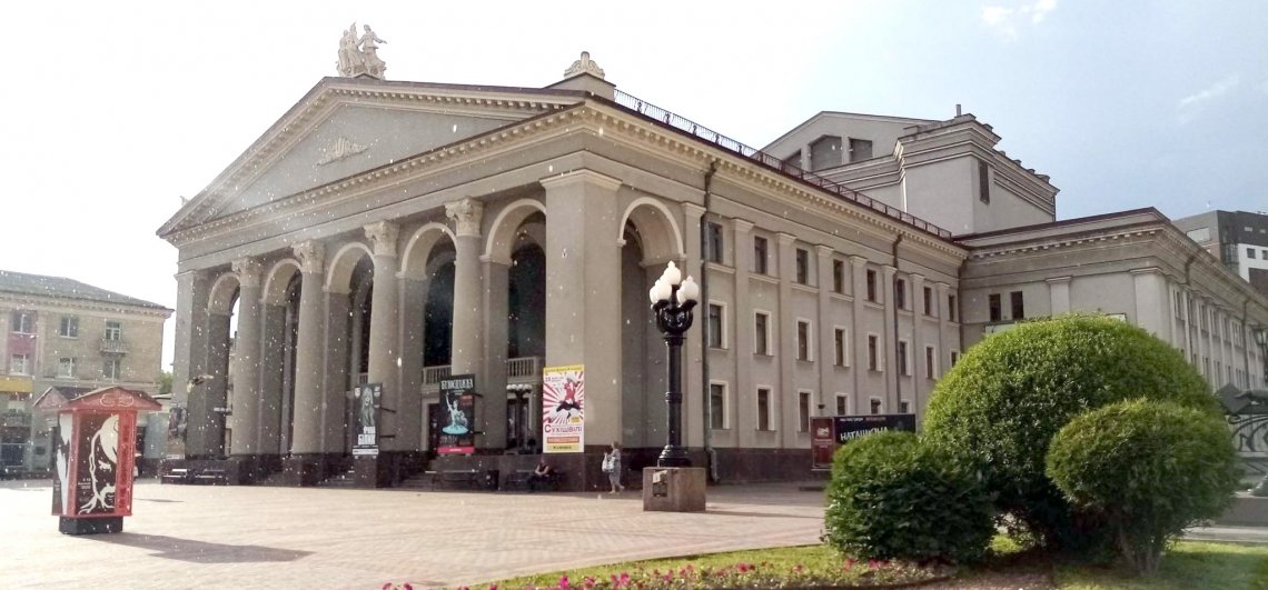 Рівненським акторам платитимуть більше