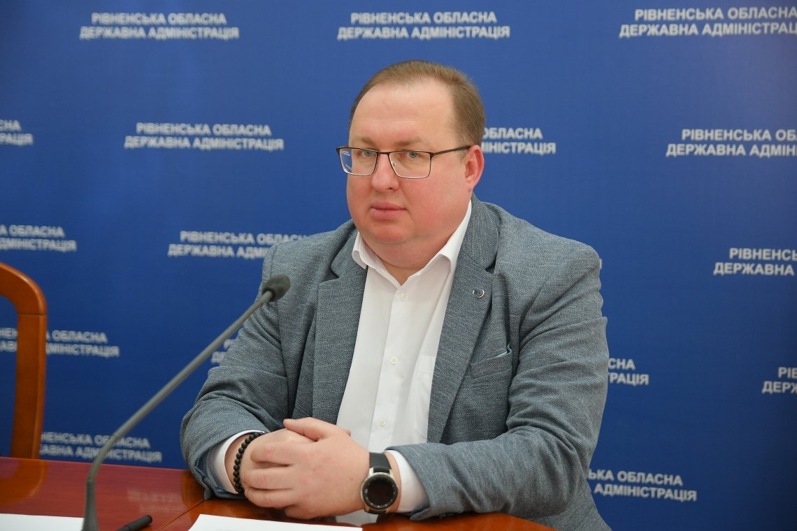Рівненську обласну лікарню перепрофілювати під COVID- 19 повністю – неможливо