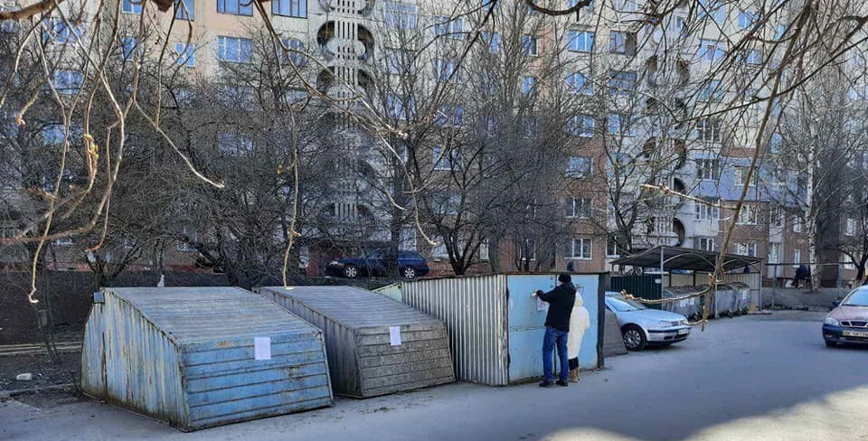 Рівнян попереджають про демонтаж