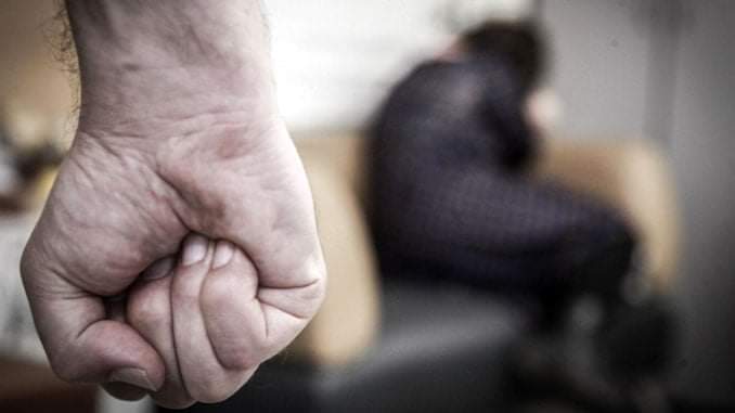 Рівнянина судитимуть за домашнє насильство над колишньою співмешканкою