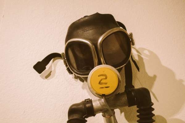 Росіяни застосували у Маріуполі заборонену хімічну зброю