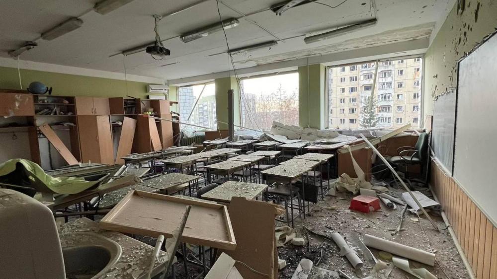 Садовий показав наслідки ракетного удару у Львові