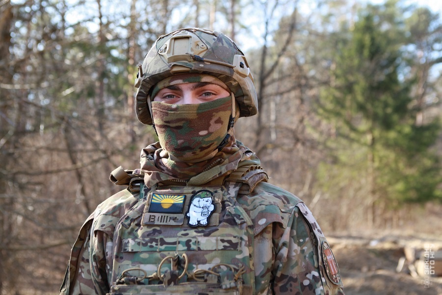 «Сапер у війську – універсальний боєць»: рівненський гвардієць розповів, як мінує території та споряджає ударні дрони