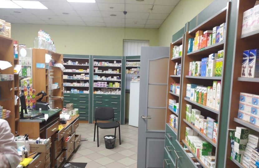 Три місяці за гратами загрожує чоловікам, яких підозрюють у розбійному нападі на провізорку