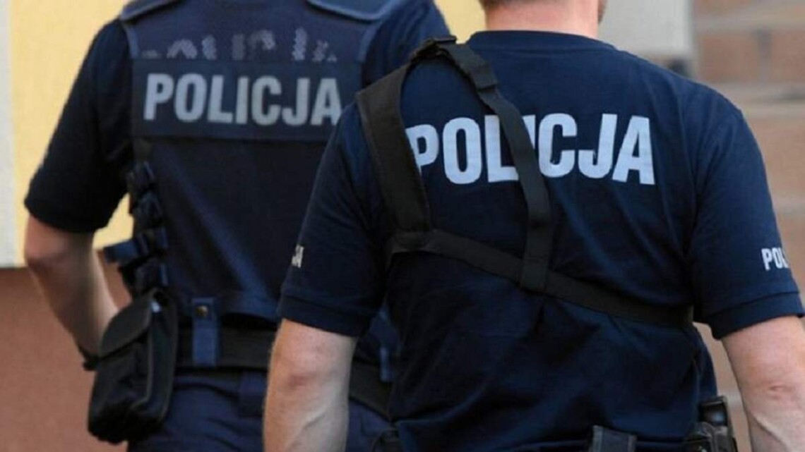 У Польщі поліцейські врятували українку: знепритомніла і перестала дихати