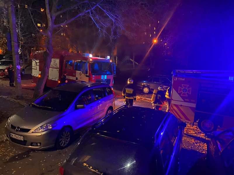 У Рівному сталася пожежа у багатоповерхівці