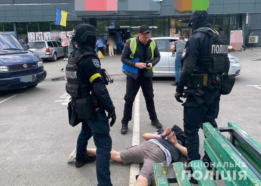 У Рівному затримали «колектора», який вимагав неіснуючий борг