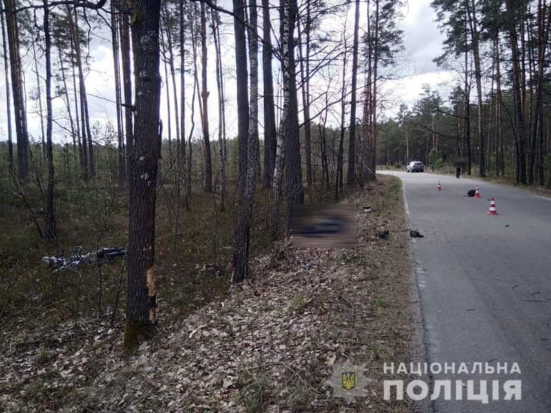 У Сарненському районі внаслідок ДТП загинув мотоцикліст