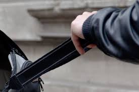 Ударив по голові знайомого та відібрав 20 тисяч гривень: у Здолбунові затримали крадія