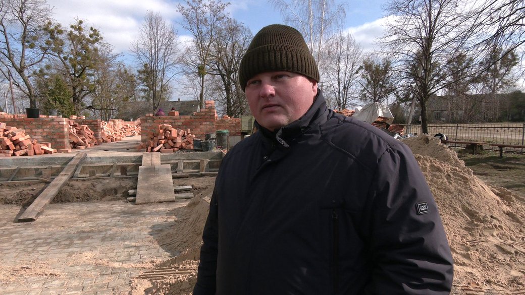 Уцілів лише ангел: парафіяни згорілої церкви будують нову