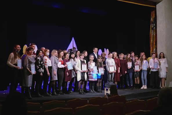В обласному театрі ляльок нагородили переможців конкурсу учнівської творчості