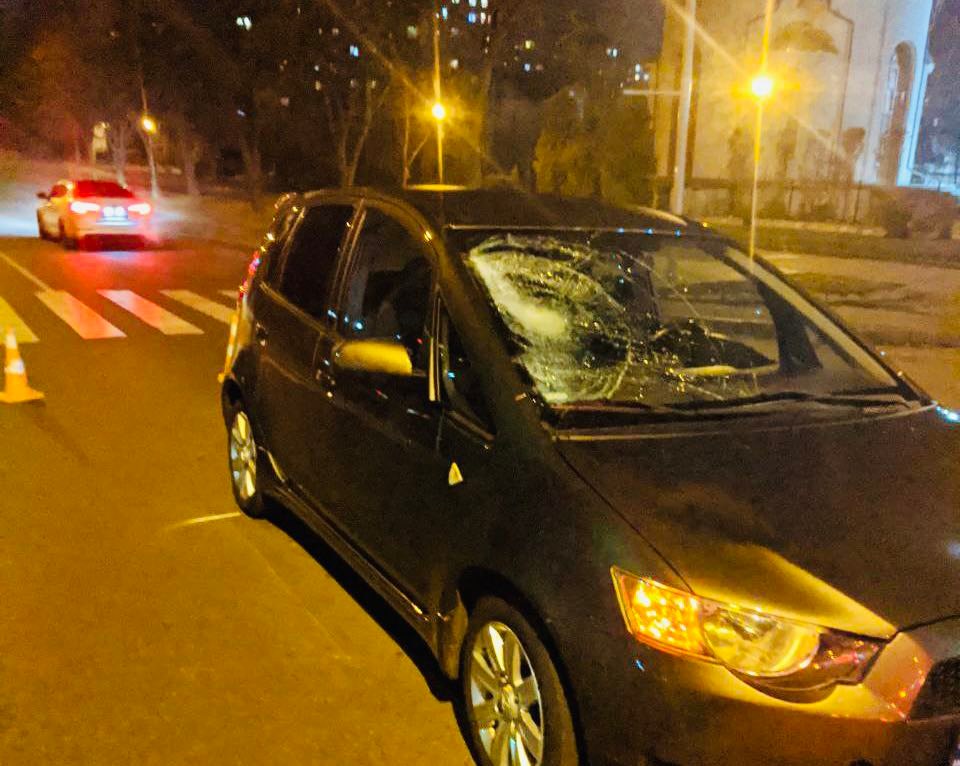 В Рівному під колеса легковика потрапила жінка