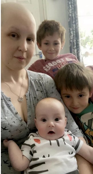 Вагітна жінка після діагнозу рак погодилась відрізати ногу, щоб врятувати дитину