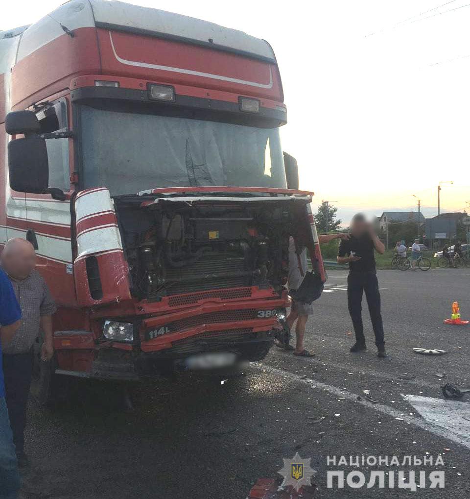 Відомі деталі смертельної ДТП неподалік Корнина