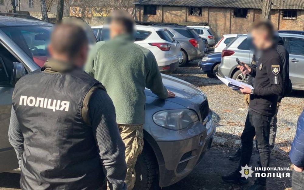 Затримали під час отримання хабара: у Рівному викрили лікаря шпиталю та ексвоєнкома