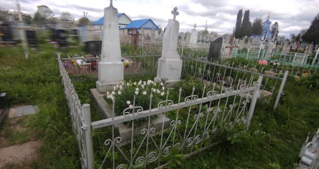 Жителя Корця судитимуть за наругу над могилами