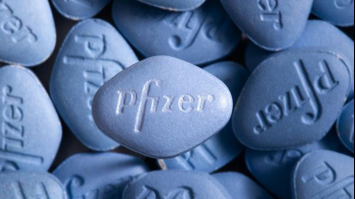 Україна придбала у компанії “Pfizer” 300 тисяч курсів таблеток від коронавірусу