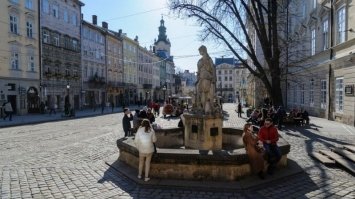 Чи варто рівнянам їхати зараз до Львова на чашку кави?