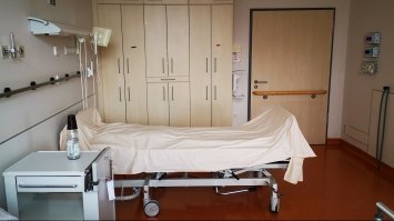 Чоловік, якому колесо відірвало руку, помер
