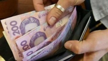 Чоловіка, який пропонував хабаря поліцейським, оштрафували
