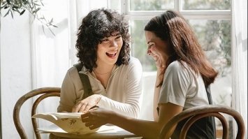 Гороскоп на 17 січня: Левам краще забути про роботу, а Овнам – відправитися у відпустку