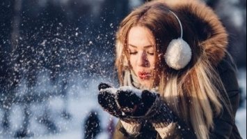Гороскоп на 23 лютого: Близнюкам варто уникати труднощів, а Рибам – нових знайомств