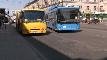 Із 1 серпня у Рівному змінюється вартість проїзду у громадському транспорті