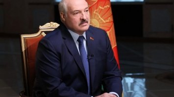 Лукашенко заявив про готовність брати участь у війні на боці Росії