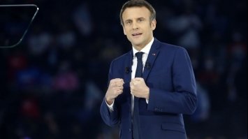 Макрон відмовився називати злочини росіян в Україні «геноцидом»