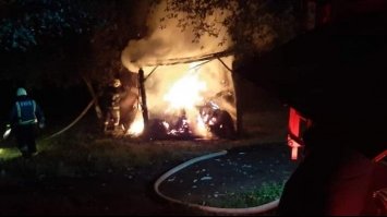 На Дубенщині вогонь знищив 5 тонн соломи