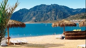 На єгипетському курорті отруїлося 11 українців