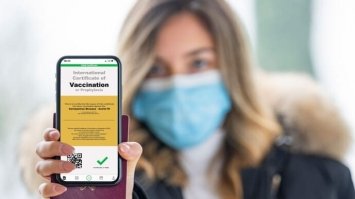 На Рівненщині судитимуть працівницю школи, яка купила сертифікат про вакцинацію за 500 гривень